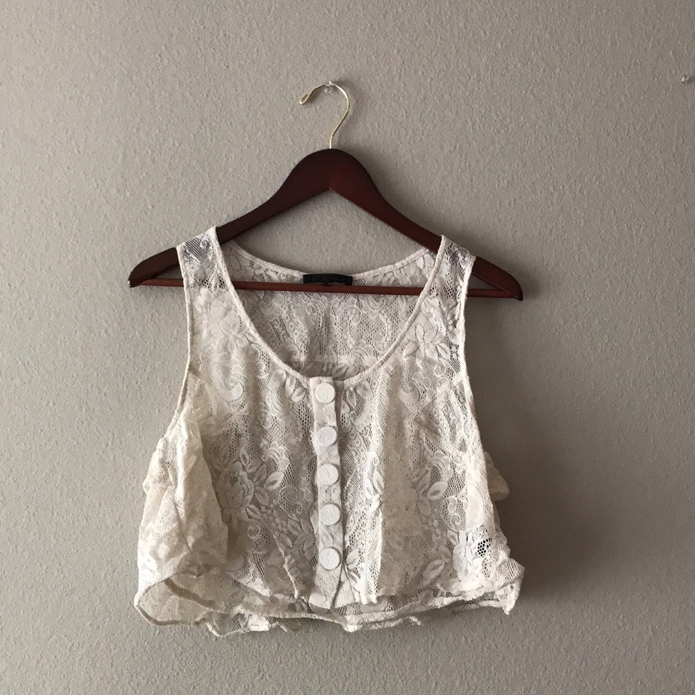 ✨GOOD🌴 Lucca Couture Ruffle Lace Crop Top